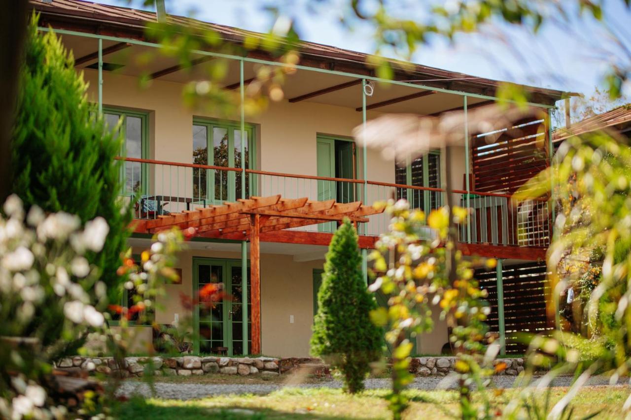 Casa Akacia Hotel Telavi Luaran gambar